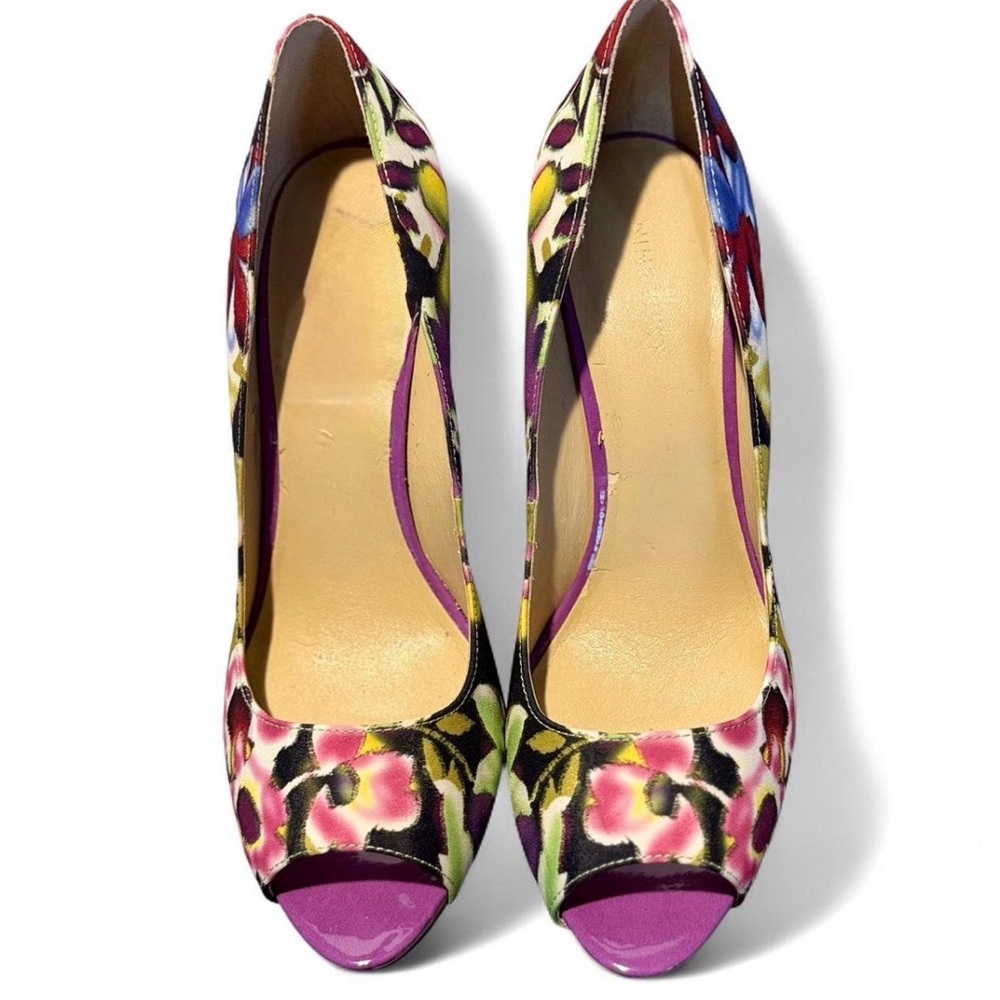 Nine West 4 Inch Stiletto Heels Floral Size 8.5 M.